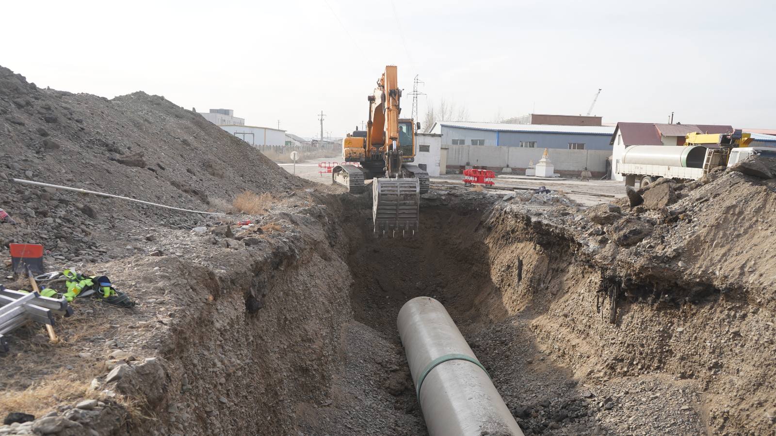 Бохир усны “Туул-1” коллекторын шугам угсралтын ажил үргэлжилж байна